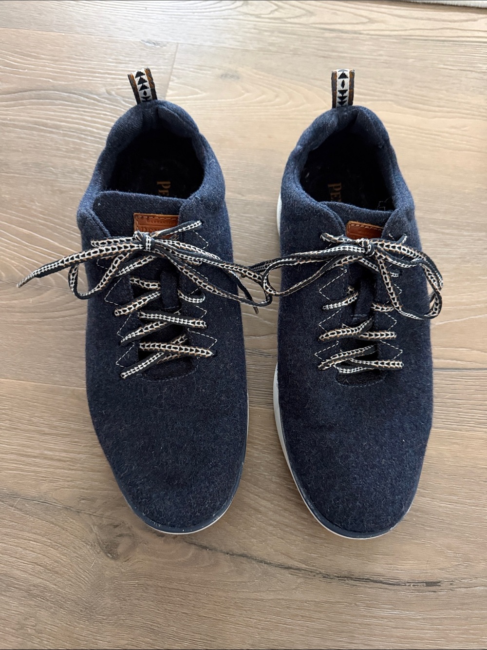 Pendleton Men’s Water Resistant Wool Shoes, EUC, Size 10